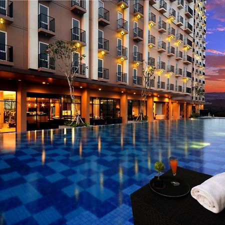 Azalea Suites Cikarang By Jayakarta Group エクステリア 写真