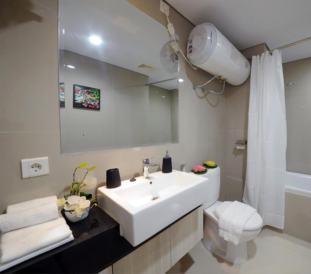 Azalea Suites Cikarang By Jayakarta Group エクステリア 写真