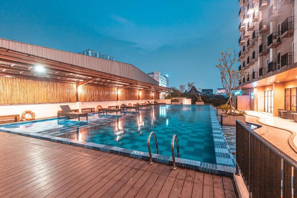 Azalea Suites Cikarang By Jayakarta Group エクステリア 写真