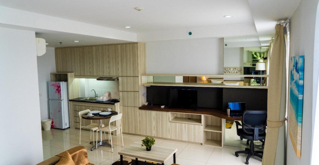Azalea Suites Cikarang By Jayakarta Group エクステリア 写真