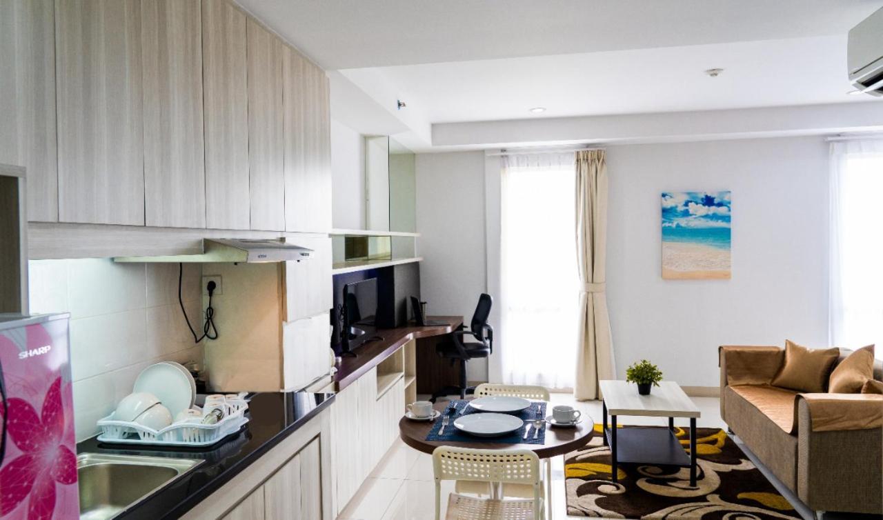 Azalea Suites Cikarang By Jayakarta Group エクステリア 写真